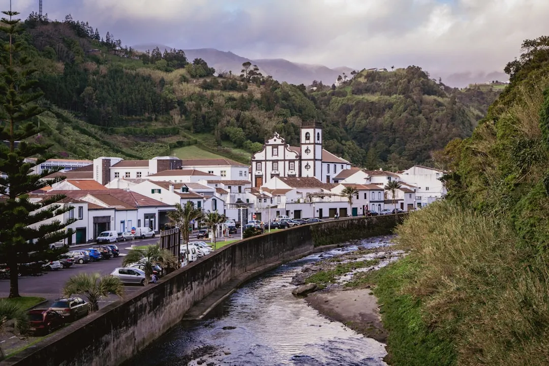 Urban vs. Countryside: Where Should You Move in Portugal?